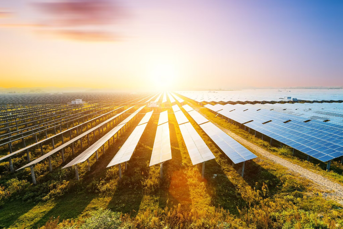 Stand-Alone Solar Panels: Key Features Driving Adoption
